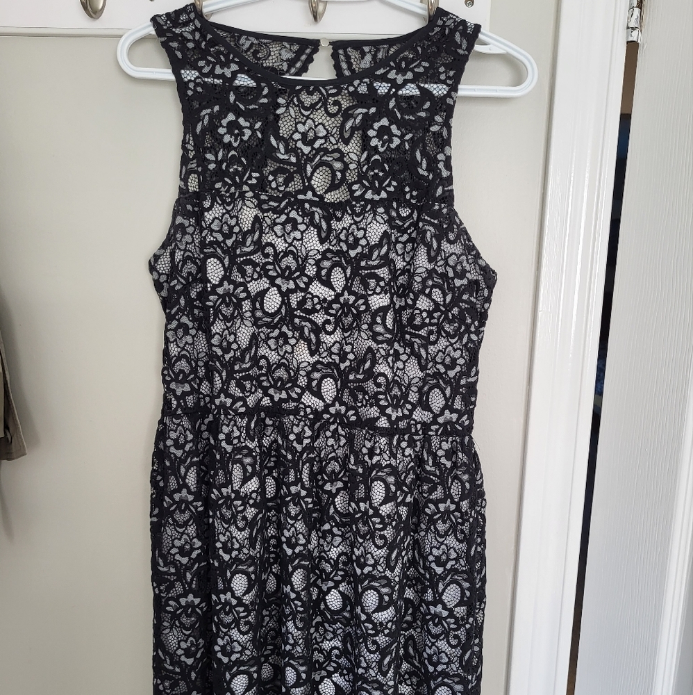 Large women's dress, halter style with black lace overlay